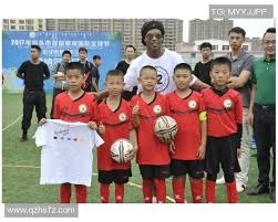 半场战报：阿森纳1-1拜仁，廷贝尔破门，伦纳特-卡尔扳平